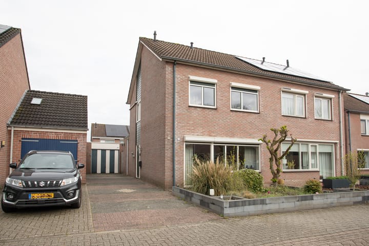 Photo 40 of Laan '40-'45 56