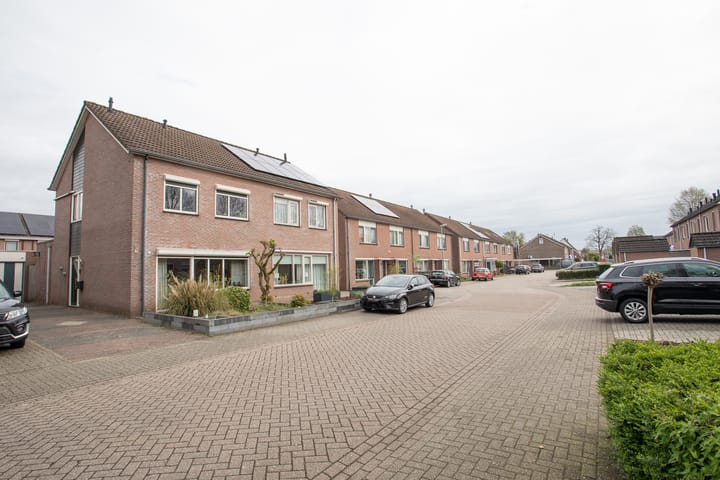 Photo 41 of Laan '40-'45 56