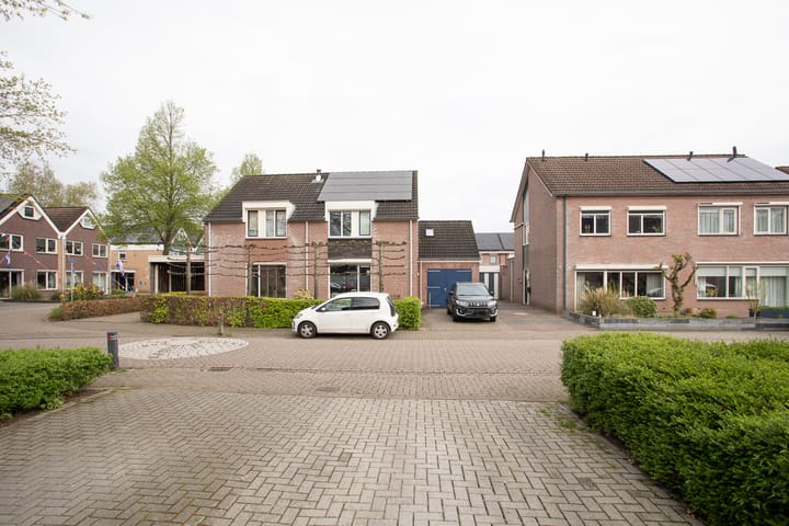 Photo 42 of Laan '40-'45 56