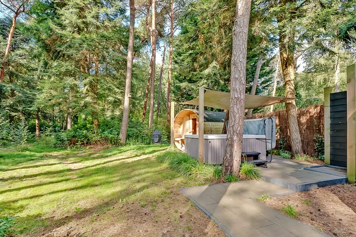 Foto 53 van Dennenweg 17-A