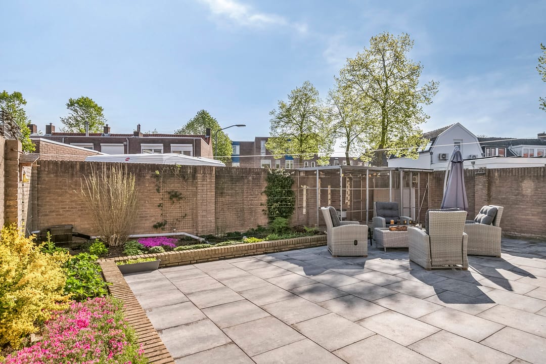 Foto 28 van Van Liedekerkestraat 51