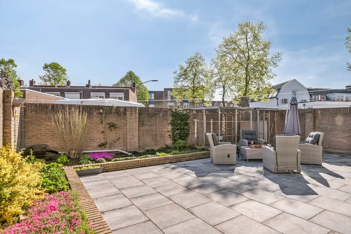 Foto 28 van Van Liedekerkestraat 51