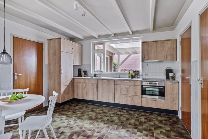 Foto 8 van Monseigneur van Oorschotstraat 30