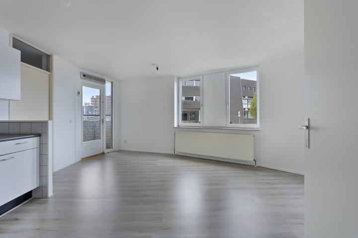 Foto 2 van Stationsplein 16-5