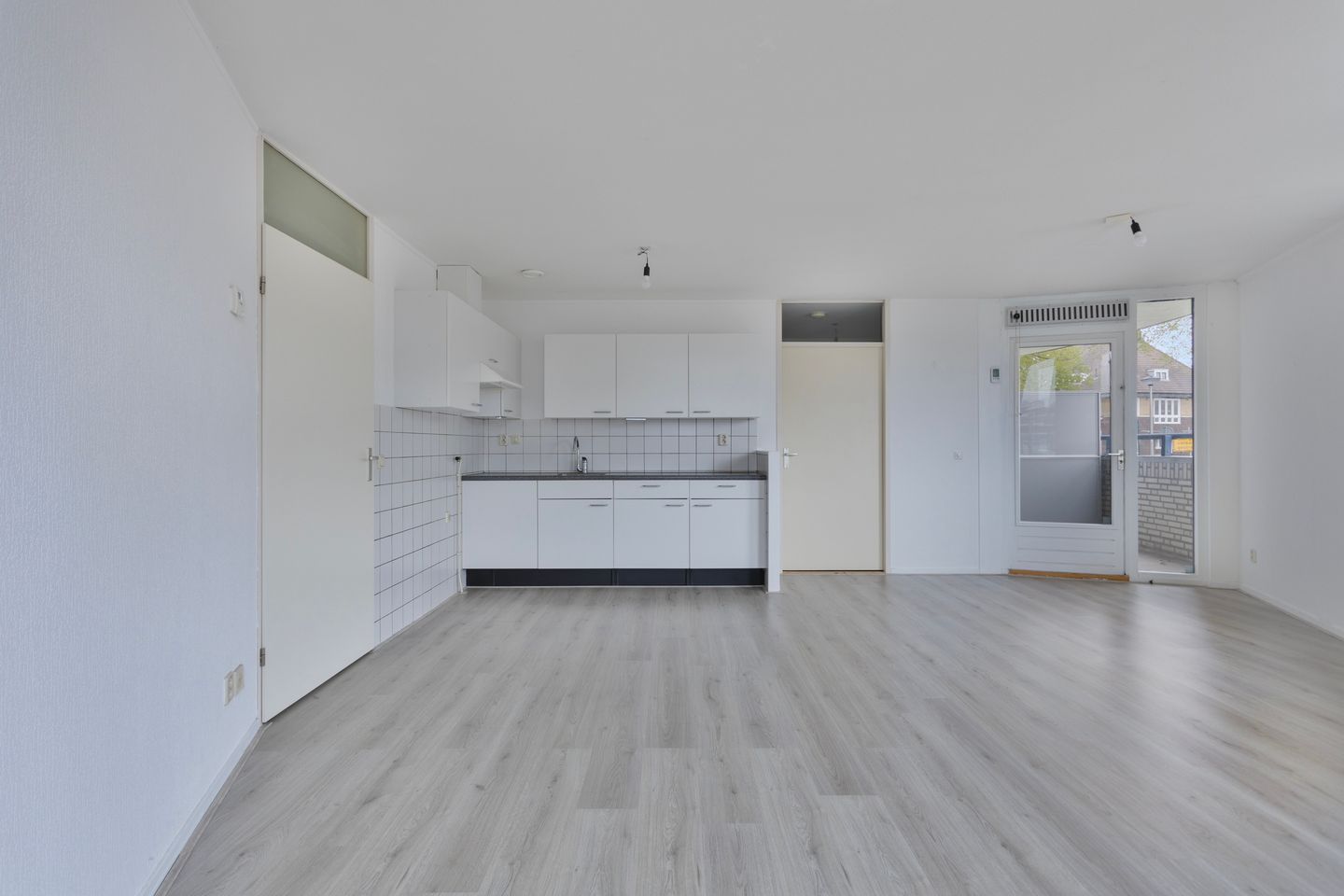 Foto 4 van Stationsplein 16-5