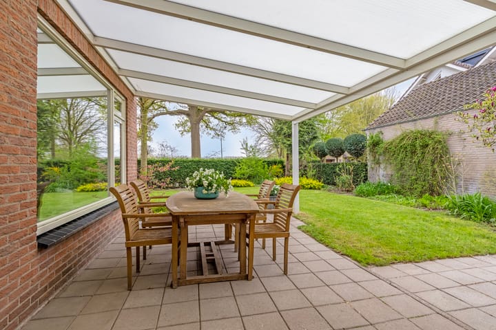 Foto 35 van Monseigneur van Oorschotstraat 30