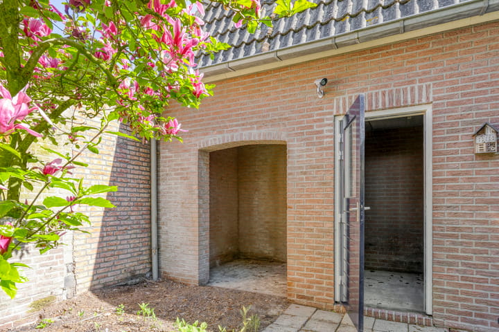 Foto 39 van Monseigneur van Oorschotstraat 30