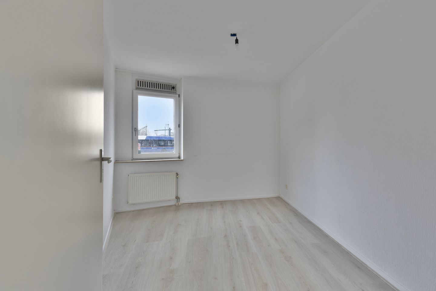 Foto 10 van Stationsplein 16-5