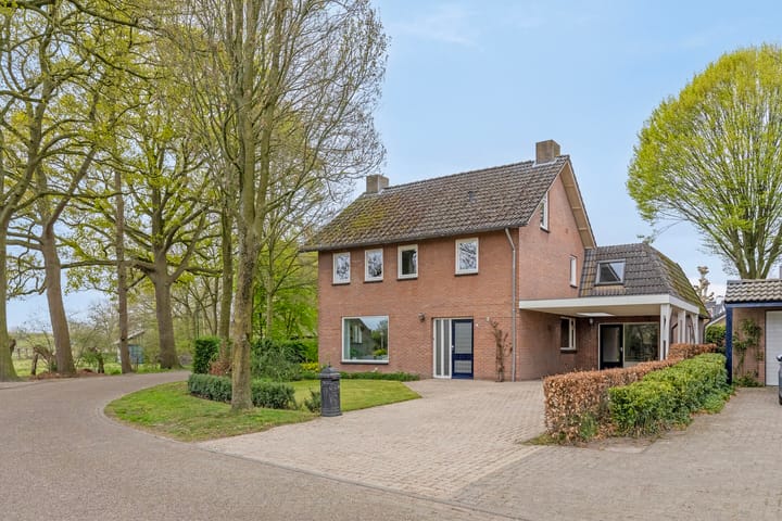 Foto 42 van Monseigneur van Oorschotstraat 30