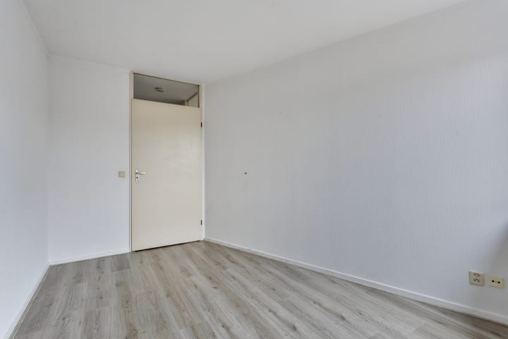 Foto 11 van Stationsplein 16-5