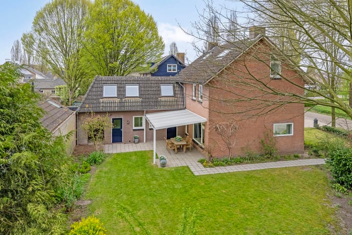 Foto 47 van Monseigneur van Oorschotstraat 30