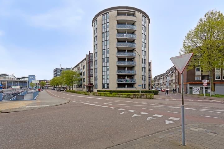 Foto 21 van Stationsplein 16-5