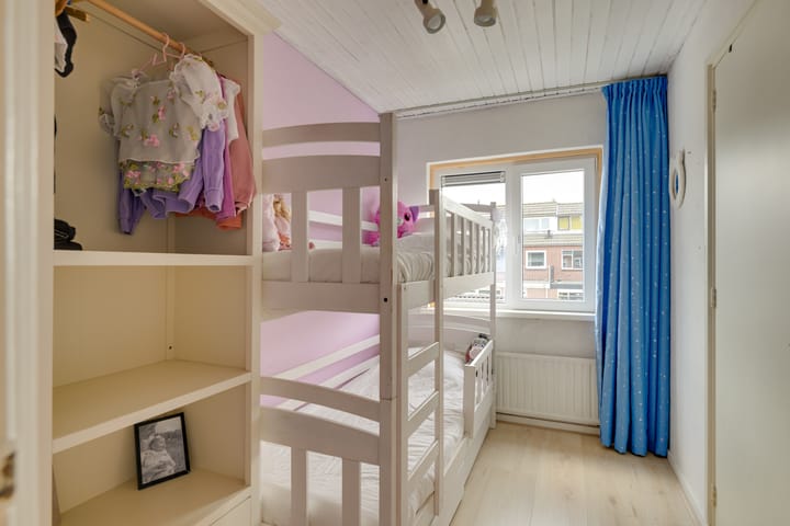 Photo 26 of Hendrik van Naaldwijkstraat 48