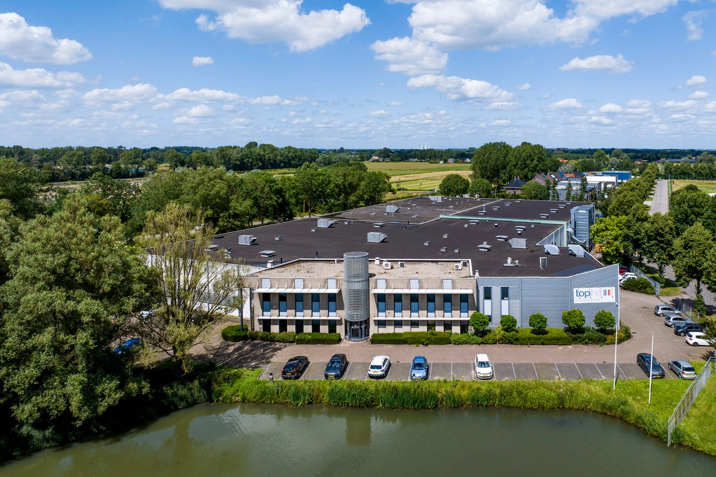 Bekijk foto 2 van Platinawerf 1