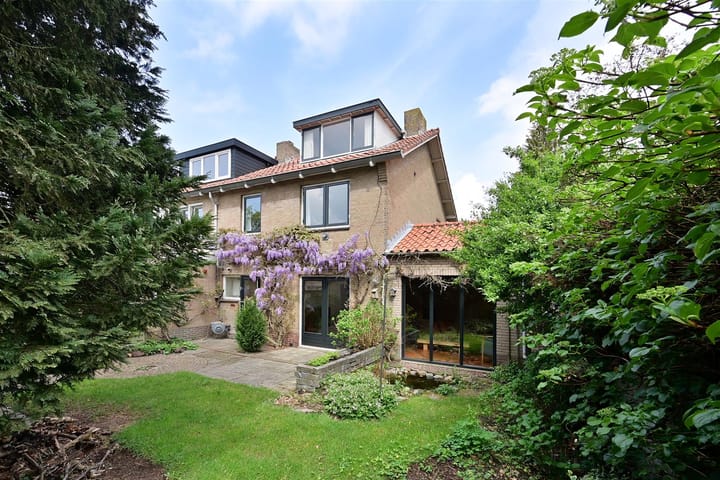 Foto 15 van C. Evertsenstraat 87