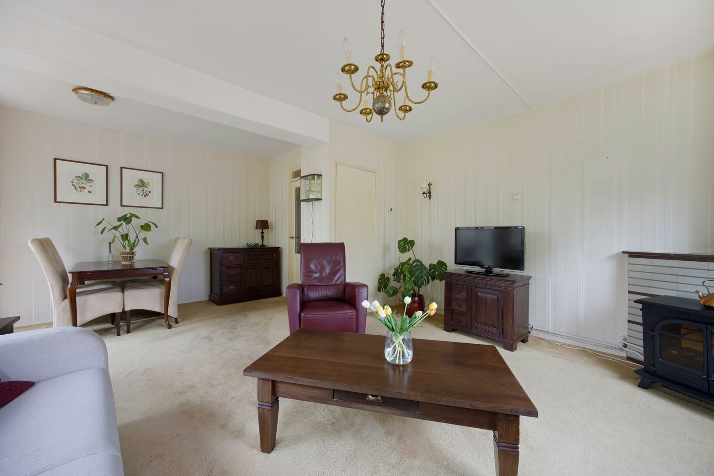 Photo 5 of de Engh 1-I