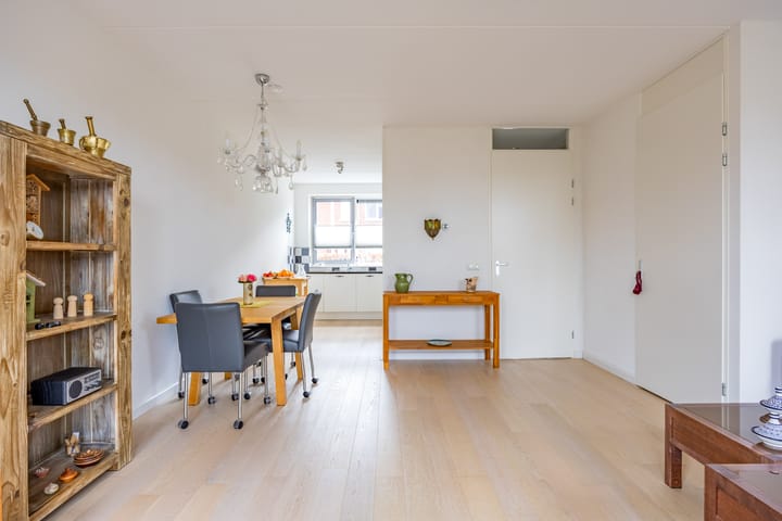 Foto 14 van Harkemastraat 11