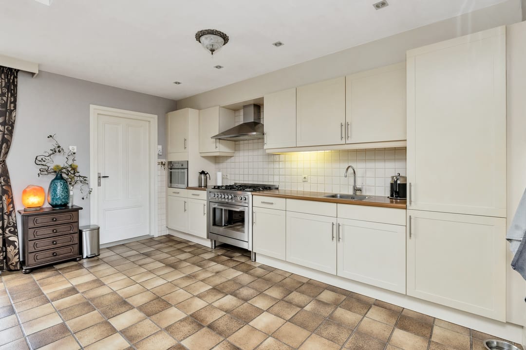 Foto 13 van Radiostraat 4