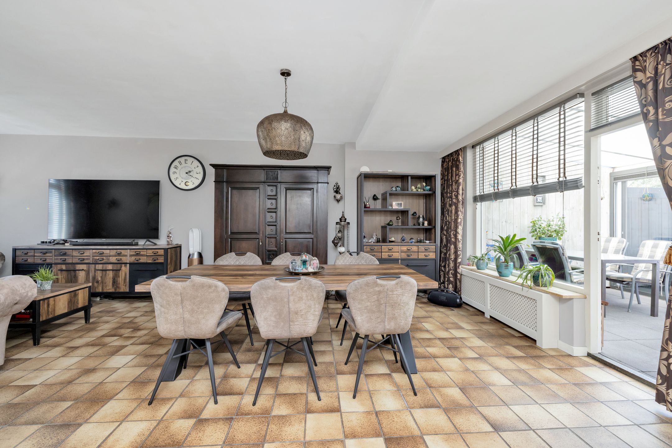 Foto 15 van Radiostraat 4