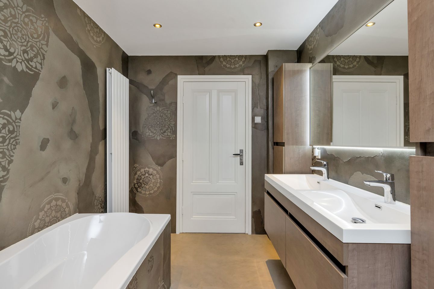 Foto 20 van Radiostraat 4