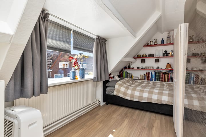 Foto 23 van Radiostraat 4