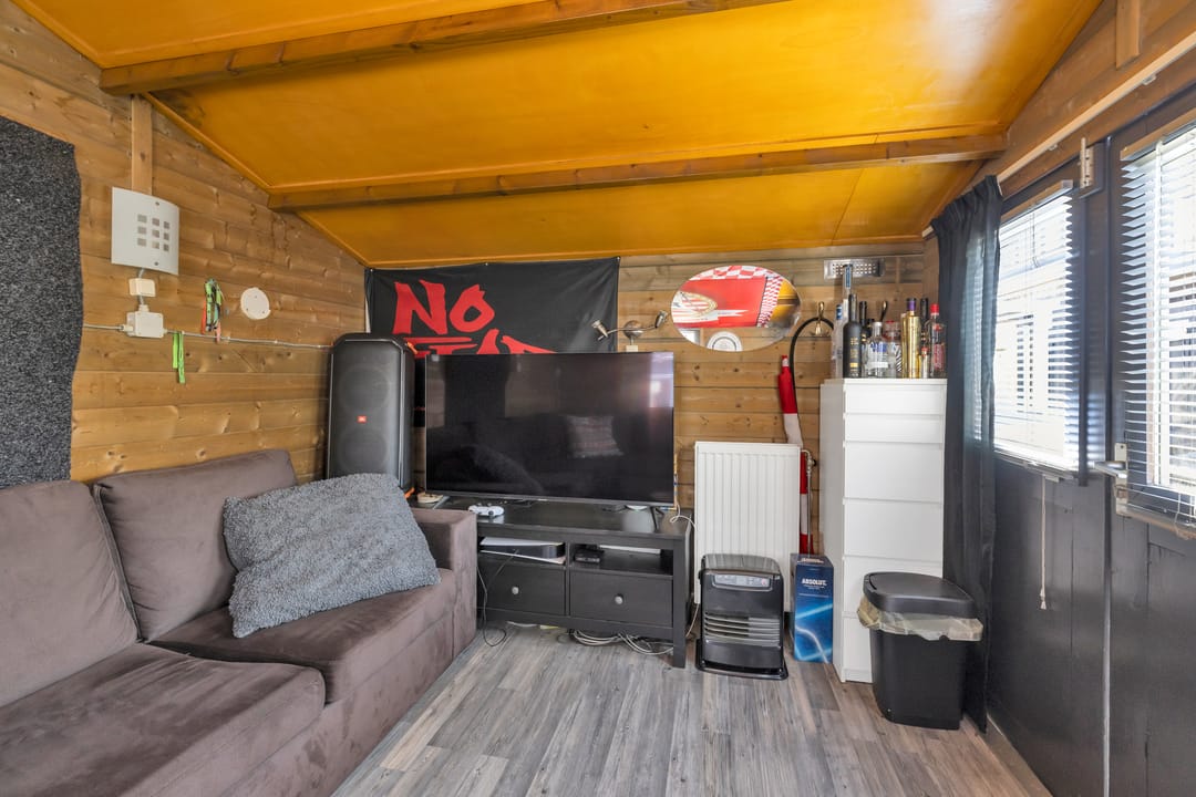 Foto 43 van Radiostraat 4