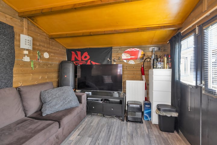 Foto 43 van Radiostraat 4