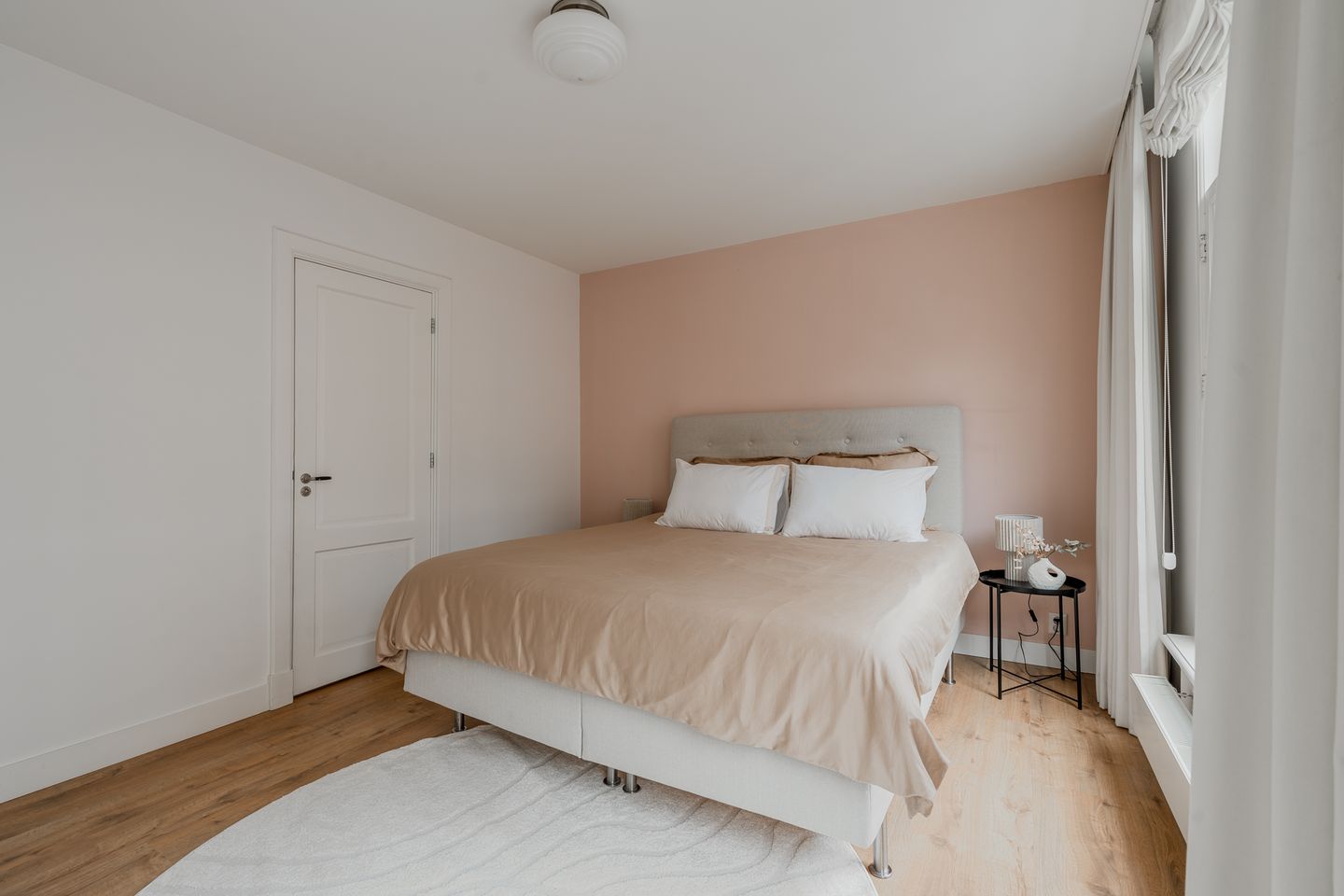 Foto 25 van Tweede Helmersstraat 28-1