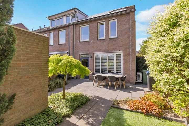 Foto 42 van Hoogstraat 187