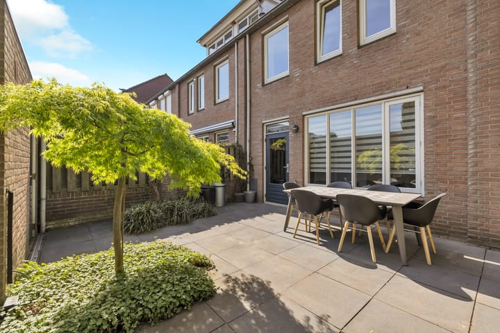 Foto 43 van Hoogstraat 187