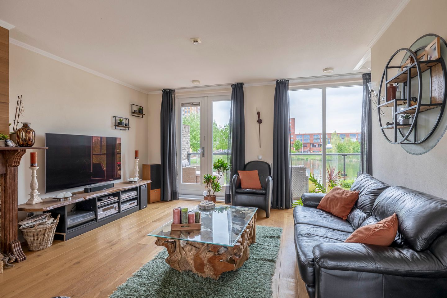 Foto 10 van Schuddebeursstraat 166