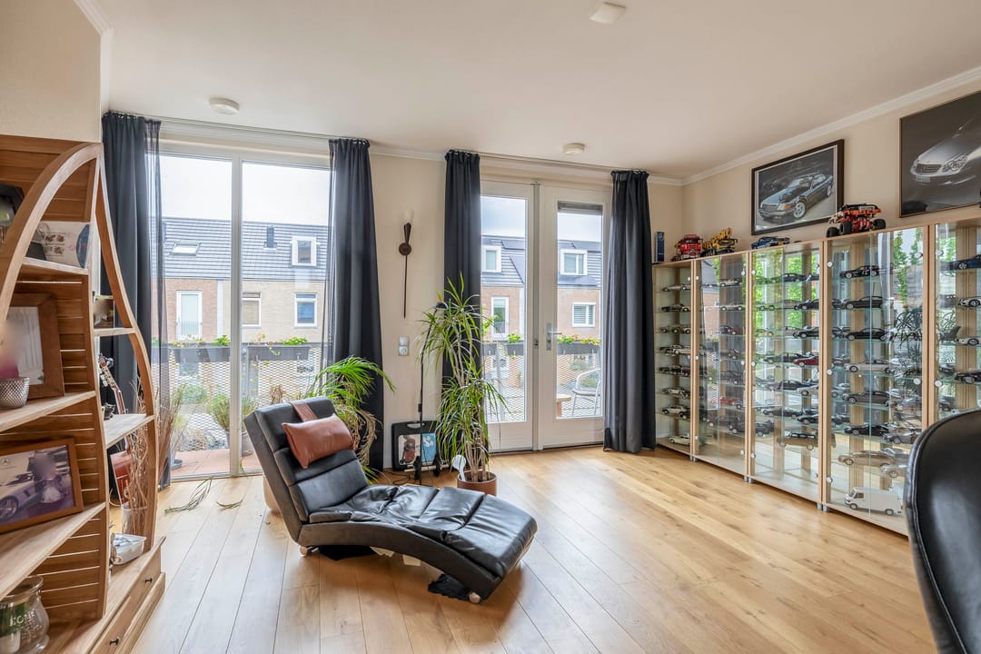 Foto 13 van Schuddebeursstraat 166