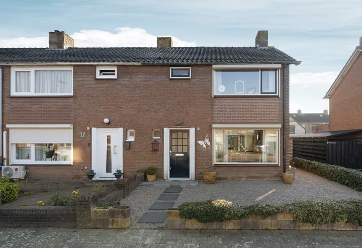 Photo 1 of Karel van Gelrestraat 11