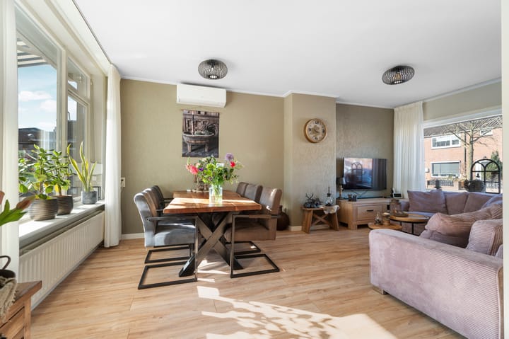 Photo 7 of Karel van Gelrestraat 11