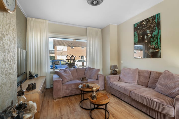 Photo 10 of Karel van Gelrestraat 11