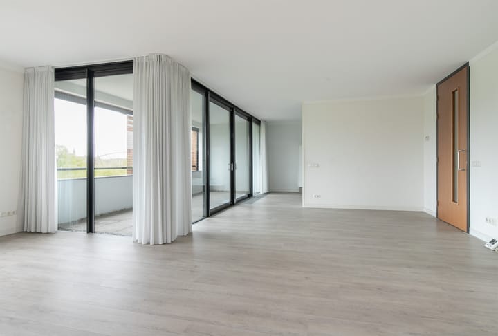 Foto 3 van Bellefroidlunet 44-D