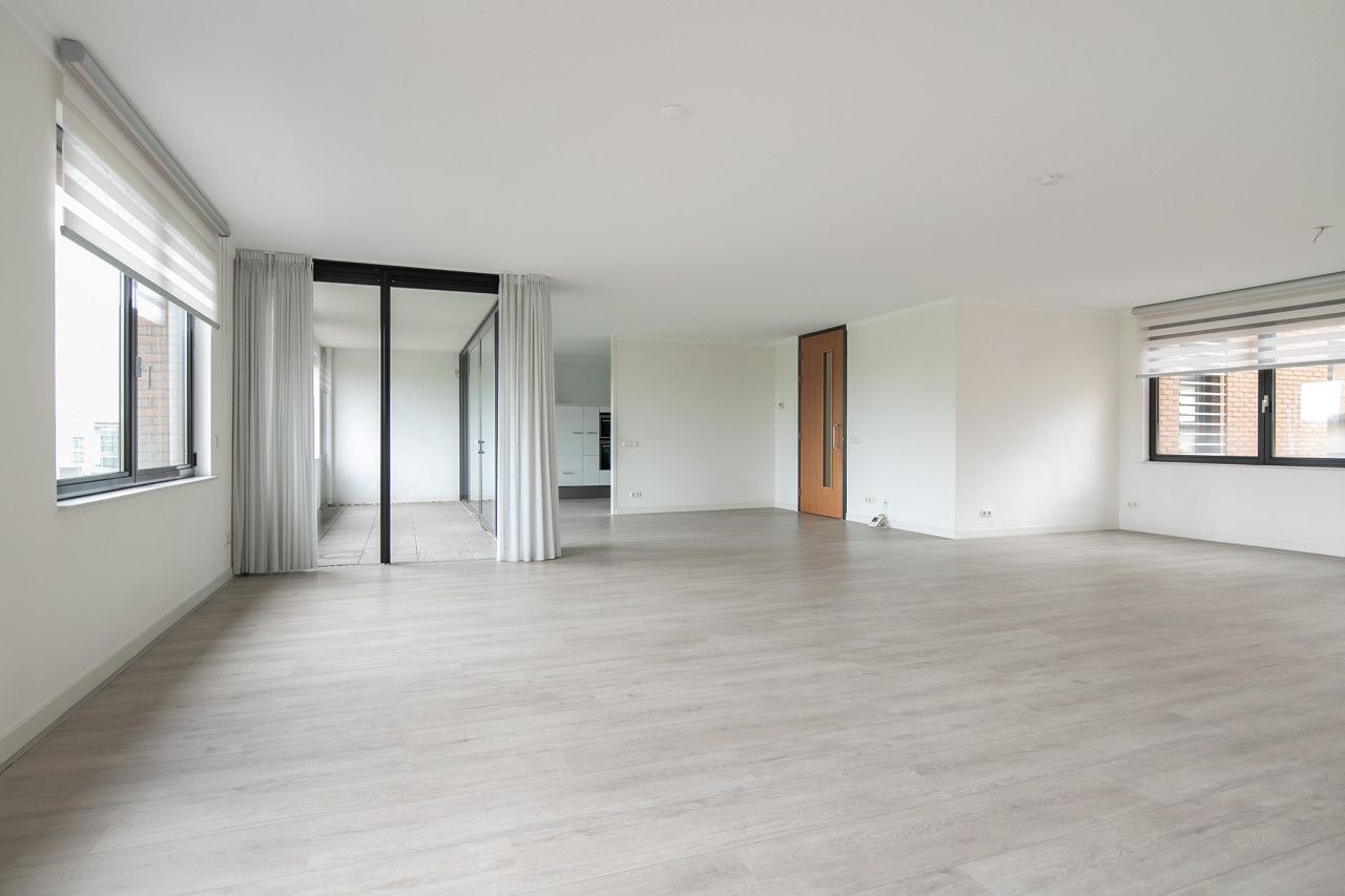 Photo 4 of Bellefroidlunet 44-D