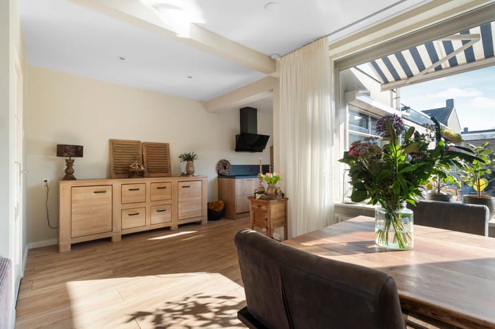 Photo 13 of Karel van Gelrestraat 11