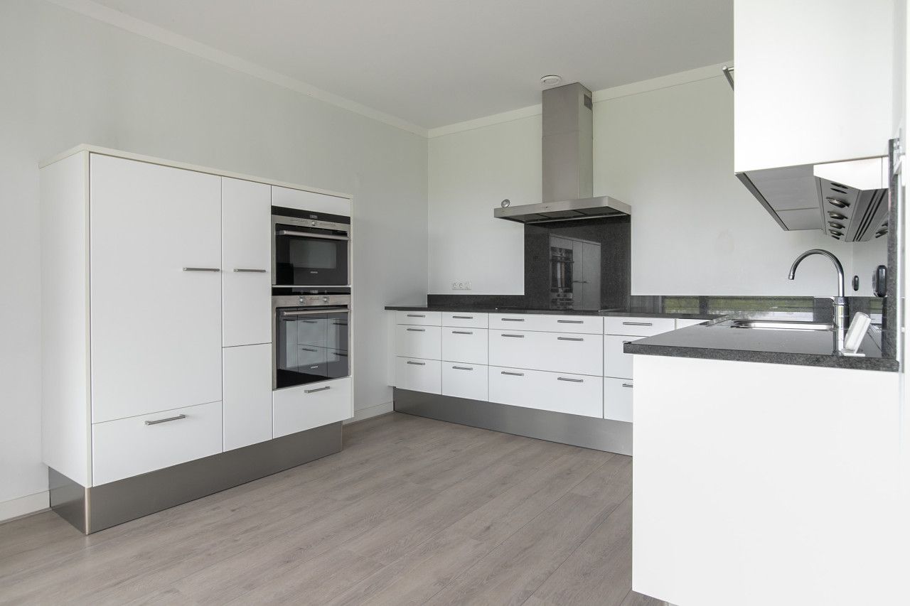 Photo 9 of Bellefroidlunet 44-D