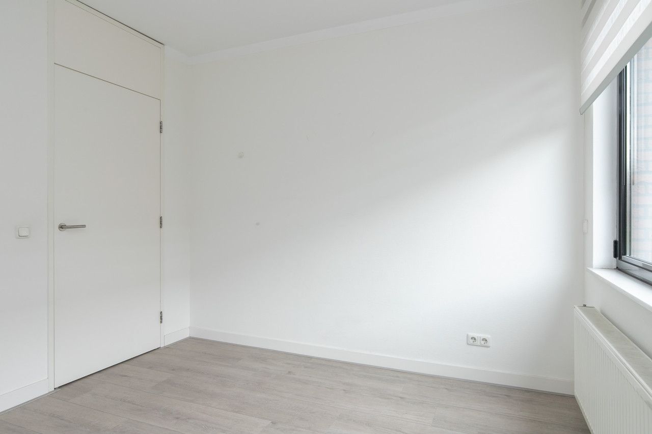 Photo 15 of Bellefroidlunet 44-D