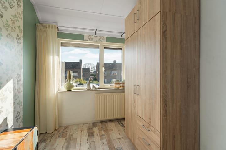 Photo 35 of Karel van Gelrestraat 11