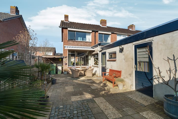 Photo 43 of Karel van Gelrestraat 11