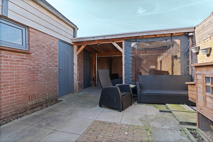 Foto 38 van Karel van Gelrestraat 13