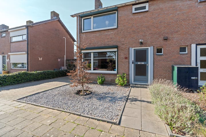 Foto 42 van Karel van Gelrestraat 13