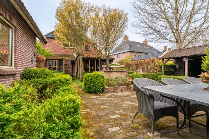 Foto 8 van Schoolstraat 14