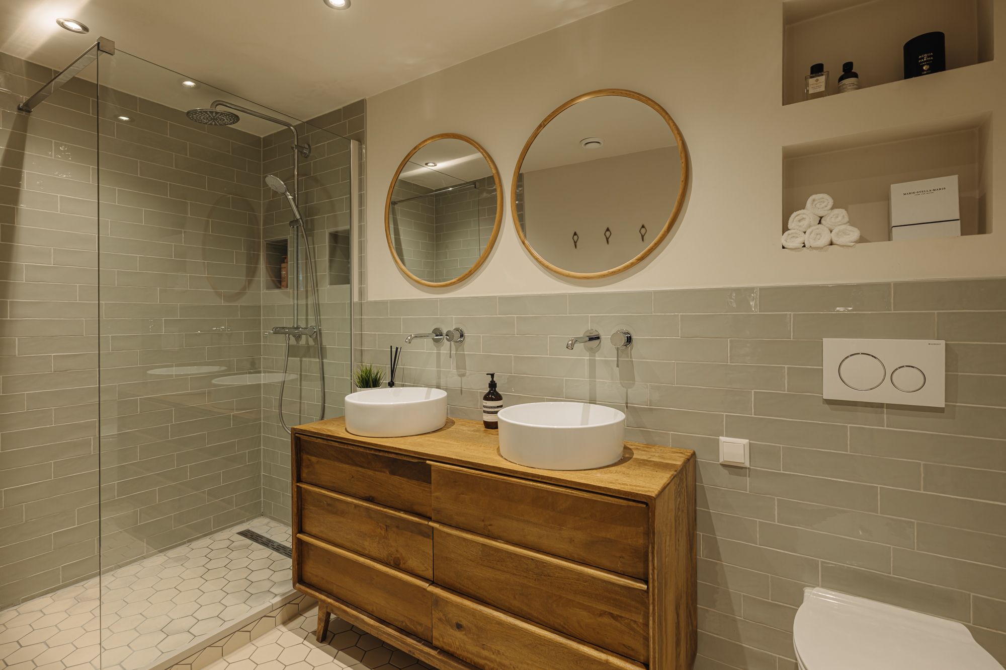 Foto 15 van Groenmarktkade 1-H