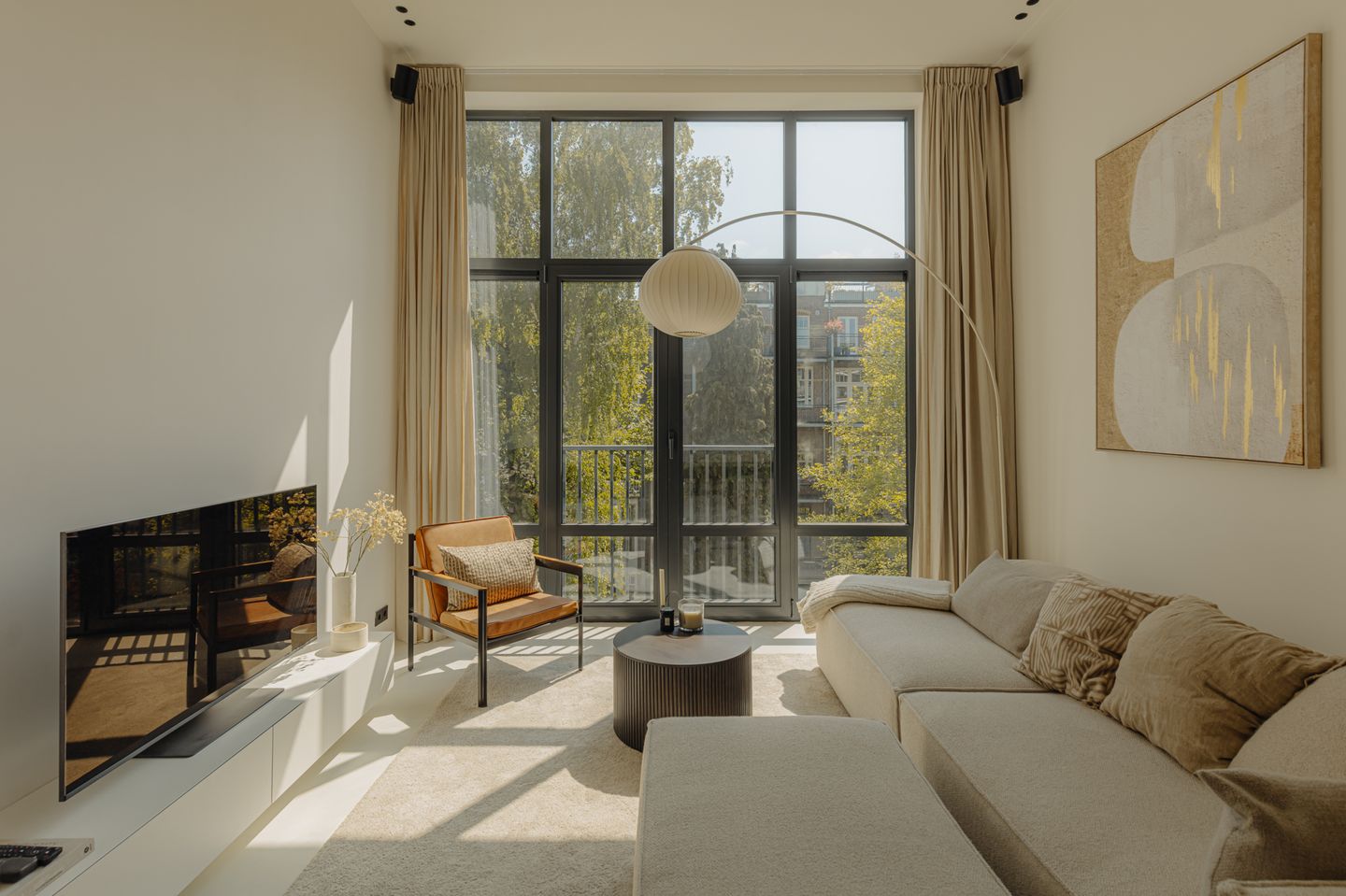 Foto 1 van Jan Luijkenstraat 21-E