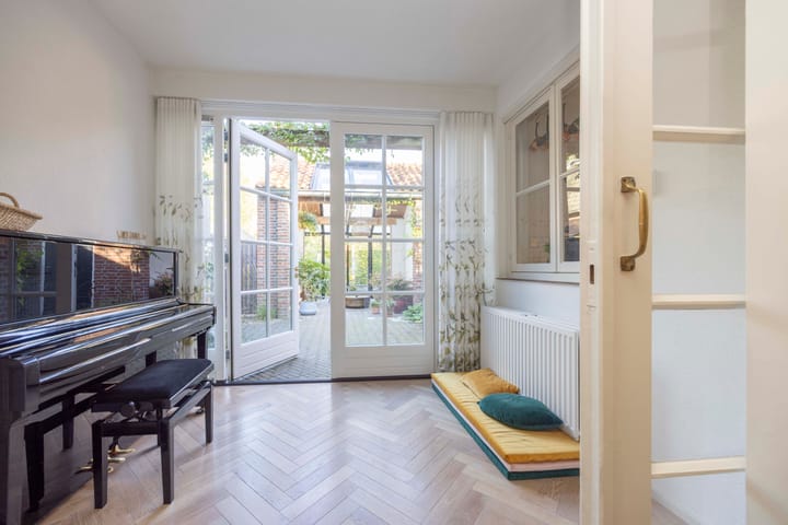 Photo 12 of Grotestraat 66