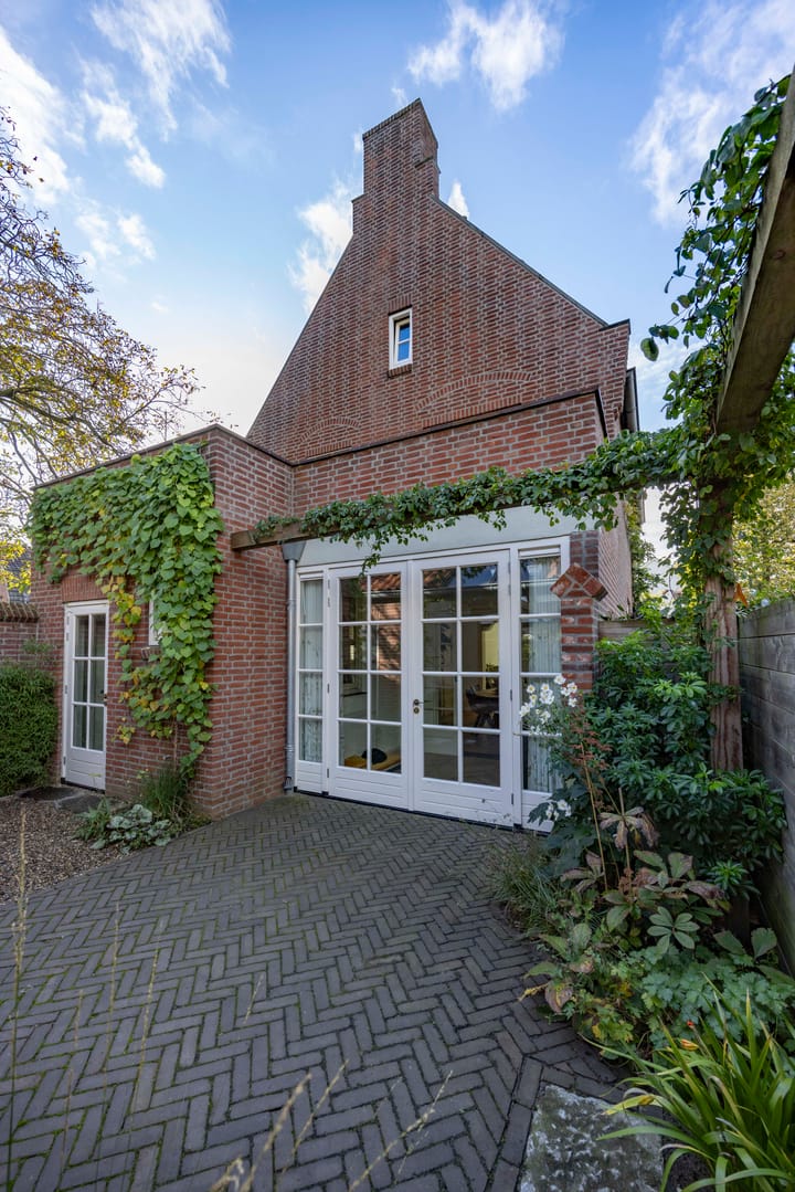 Photo 37 of Grotestraat 66