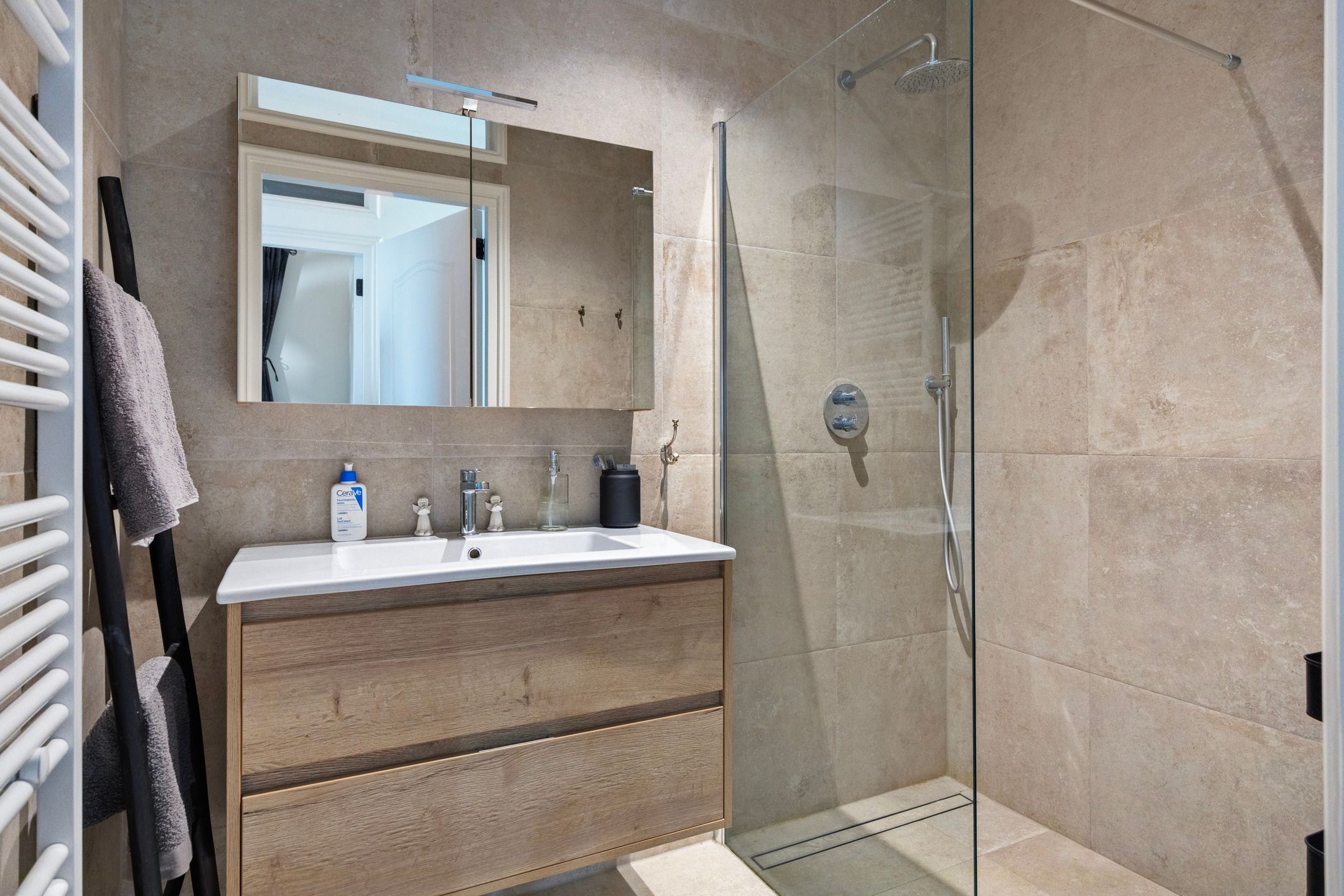 Photo 15 of Lange Noordstraat 25